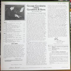 GEORGE GERSHWIN PLAYS GERSHWIN & KERN (1974) - PLAK 2.EL