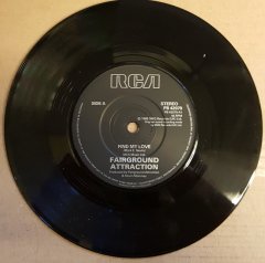 FAIRGROUND ATTRACTION - FIND MY LOVE / WATCHING THE PARTY (1988) - 7'' 45 DEVİR 2.EL PLAK