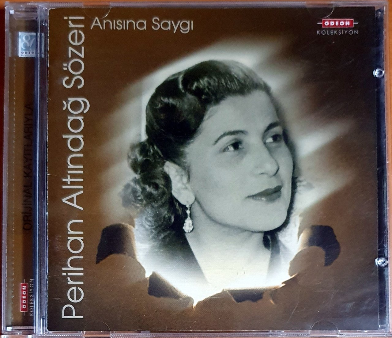 PERİHAN ALTINDAĞ SÖZERİ / ANISINA SAYGI (2008) - CD 2.EL
