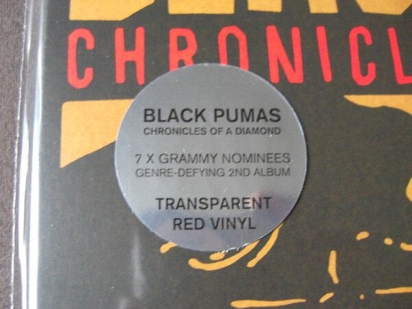 BLACK PUMAS - CHRONICLES OF A DIAMOND (2023) - LP TRANSPARENT RED COLOURED RENKLİ SIFIR PLAK