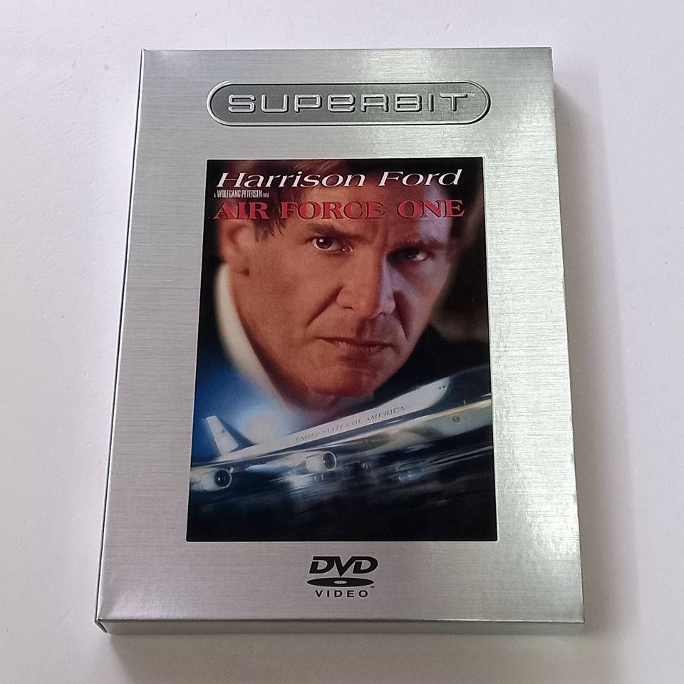 AIR FORCE ONE - HARRISON FORD, GARY OLDMAN - YÖN.: WOLFGANG PETERSEN - DVD SUPERBIT COLLECTION SLIPCASE 2.EL 1. BÖLGE TR ALTYAZI YOKTUR