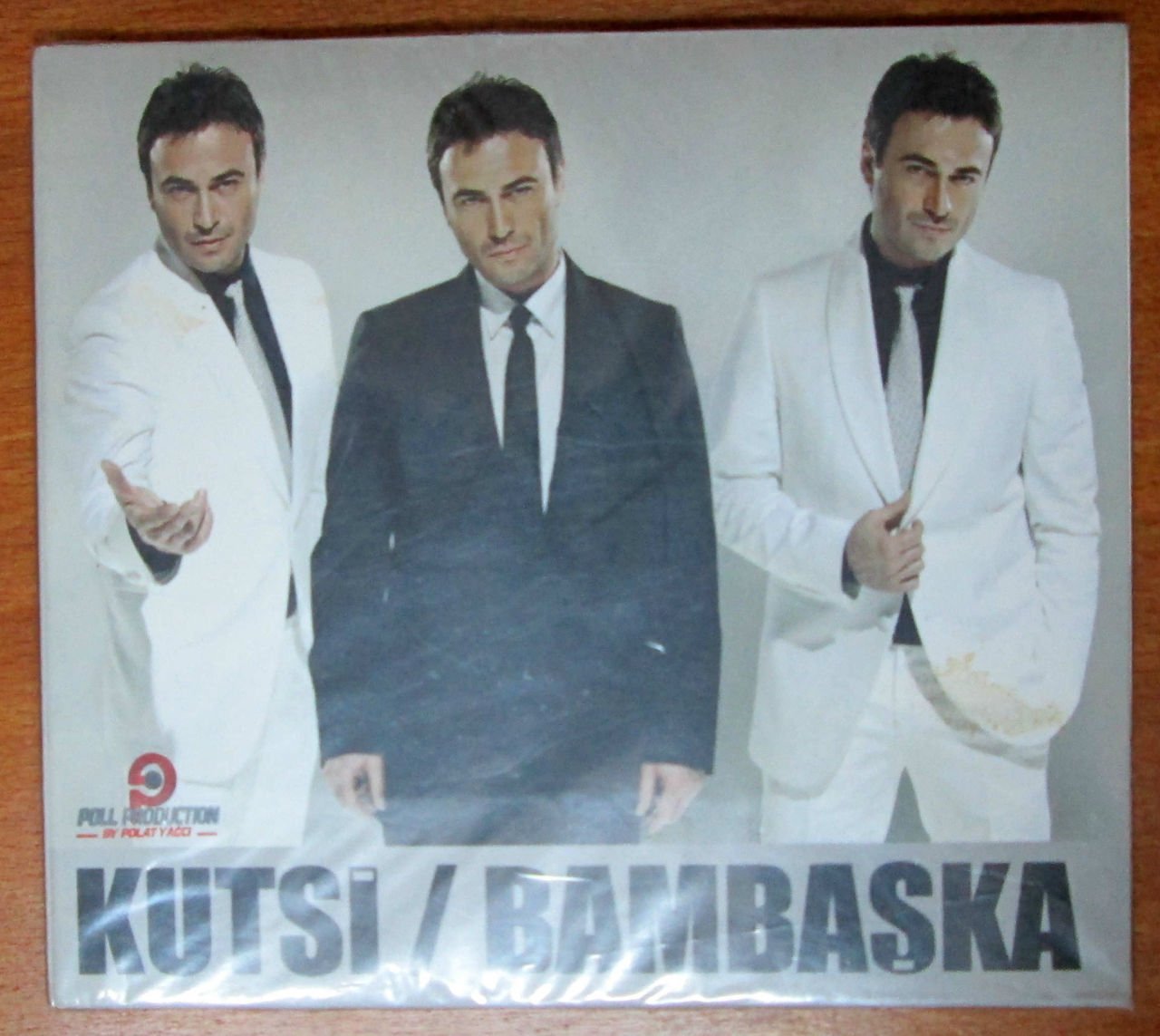 KUTSİ - BAMBAŞKA DIGIPACK CD 2.EL