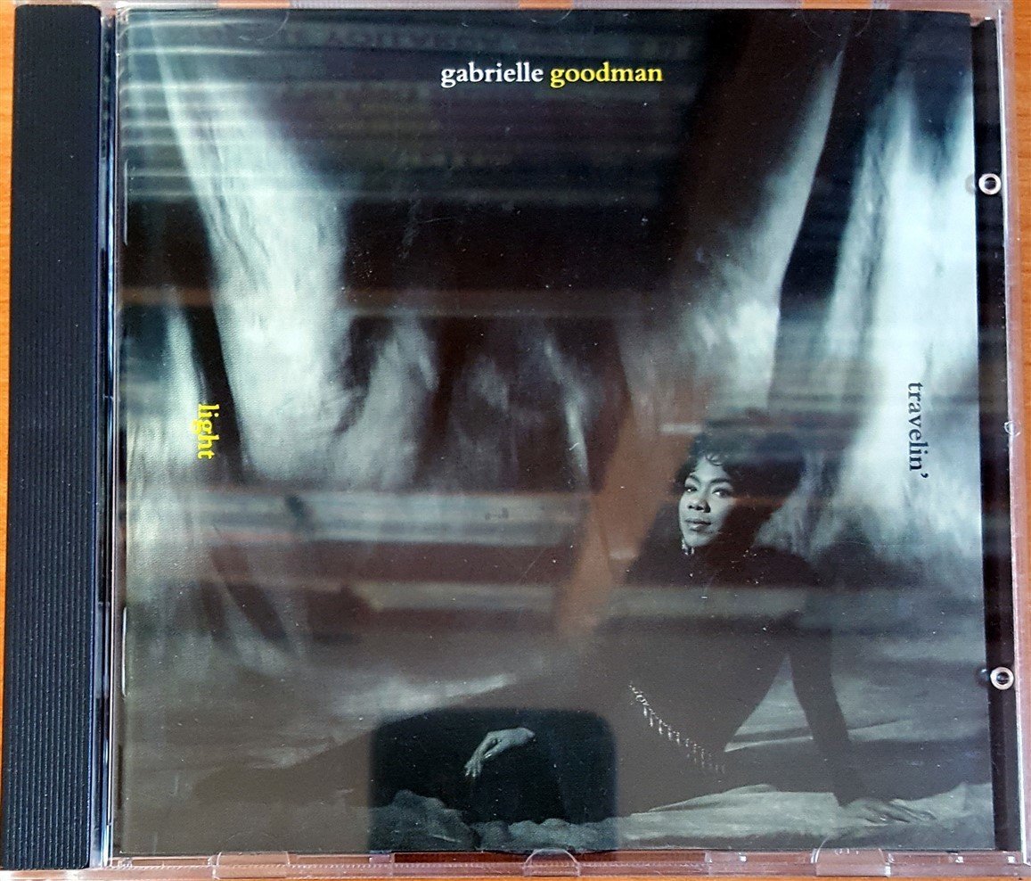 GABRIELLE GOODMAN - TRAVELIN' LIGHT (1993) CD 2.EL