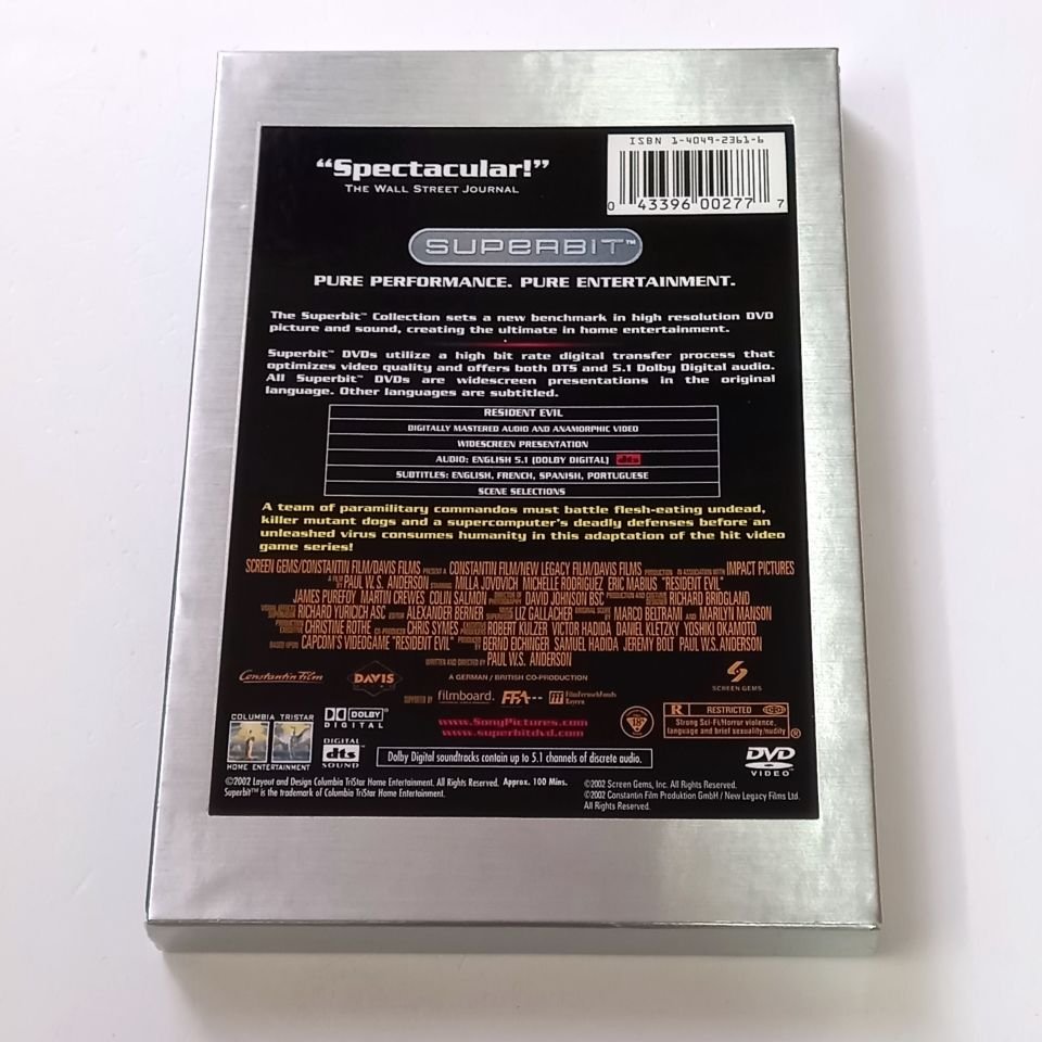 RESIDENT EVIL - MILLA JOVOVICH, MICHELLE RODRIGUEZ - YÖN.: PAUL W.S. ANDERSON - DVD SUPERBIT COLLECTION SLIPCOVER 2.EL 1. BÖLGE TR ALTYAZI YOKTUR