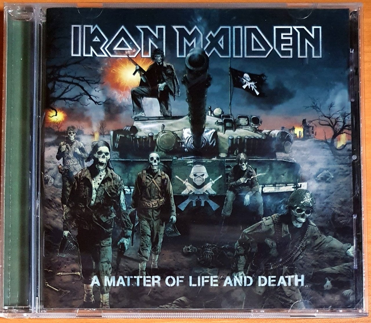 IRON MAIDEN - A  MATTER OF LIFE AND DEATH (2006) - CD 2.EL