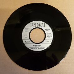 FAIRGROUND ATTRACTION - FIND MY LOVE / WATCHING THE PARTY (1988) - 7'' 45 DEVİR 2.EL PLAK