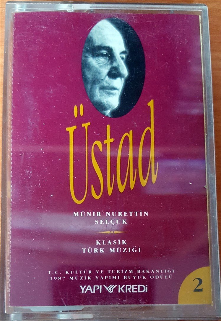 MÜNİR NURETTİN SELÇUK - KLASİK TÜRK MÜZİĞİ / ÜSTAD / YAPI KREDİ-2 KASET 2.EL