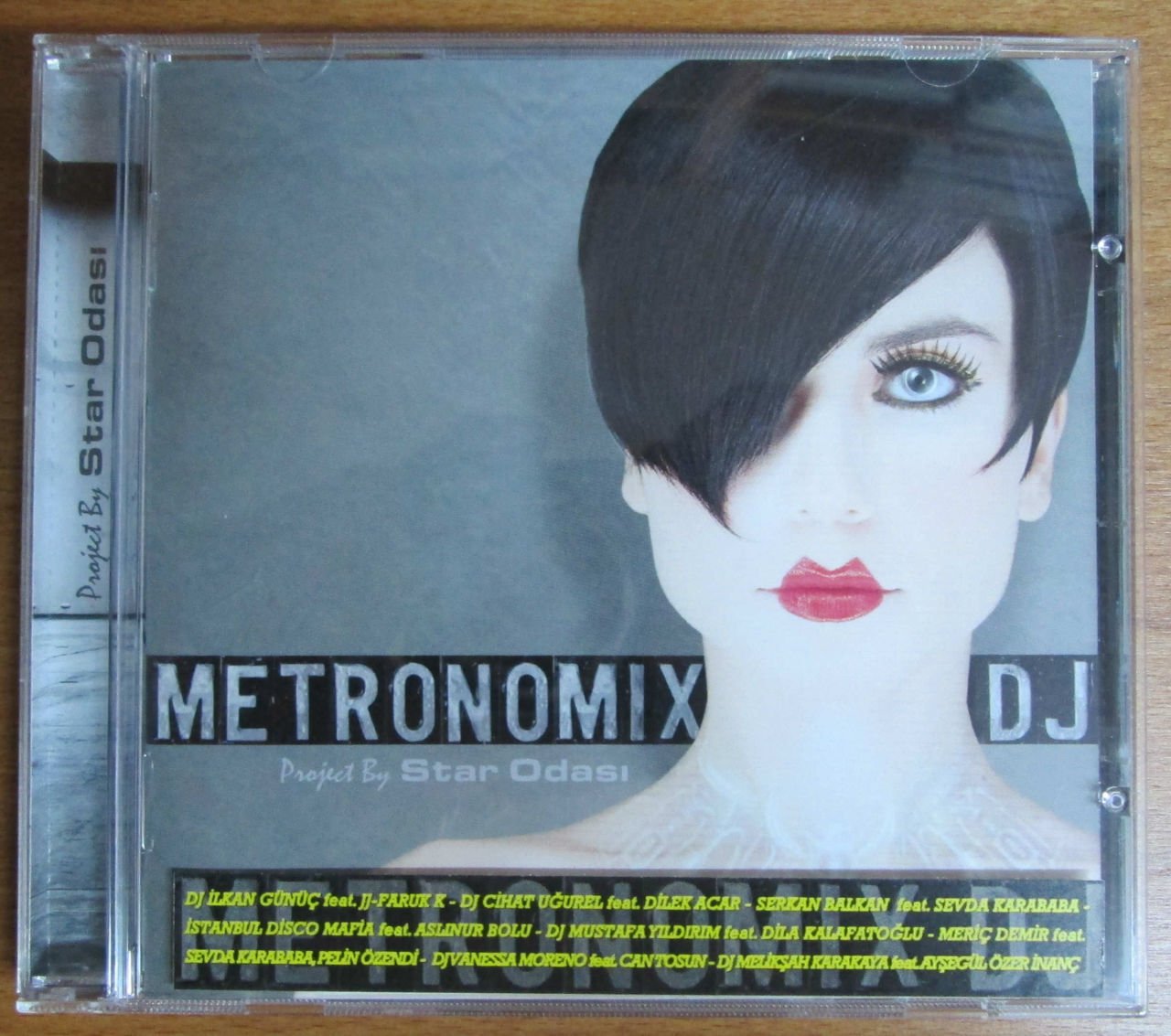 METRONOMIX DJ - STAR ODASI - CD - 2.EL