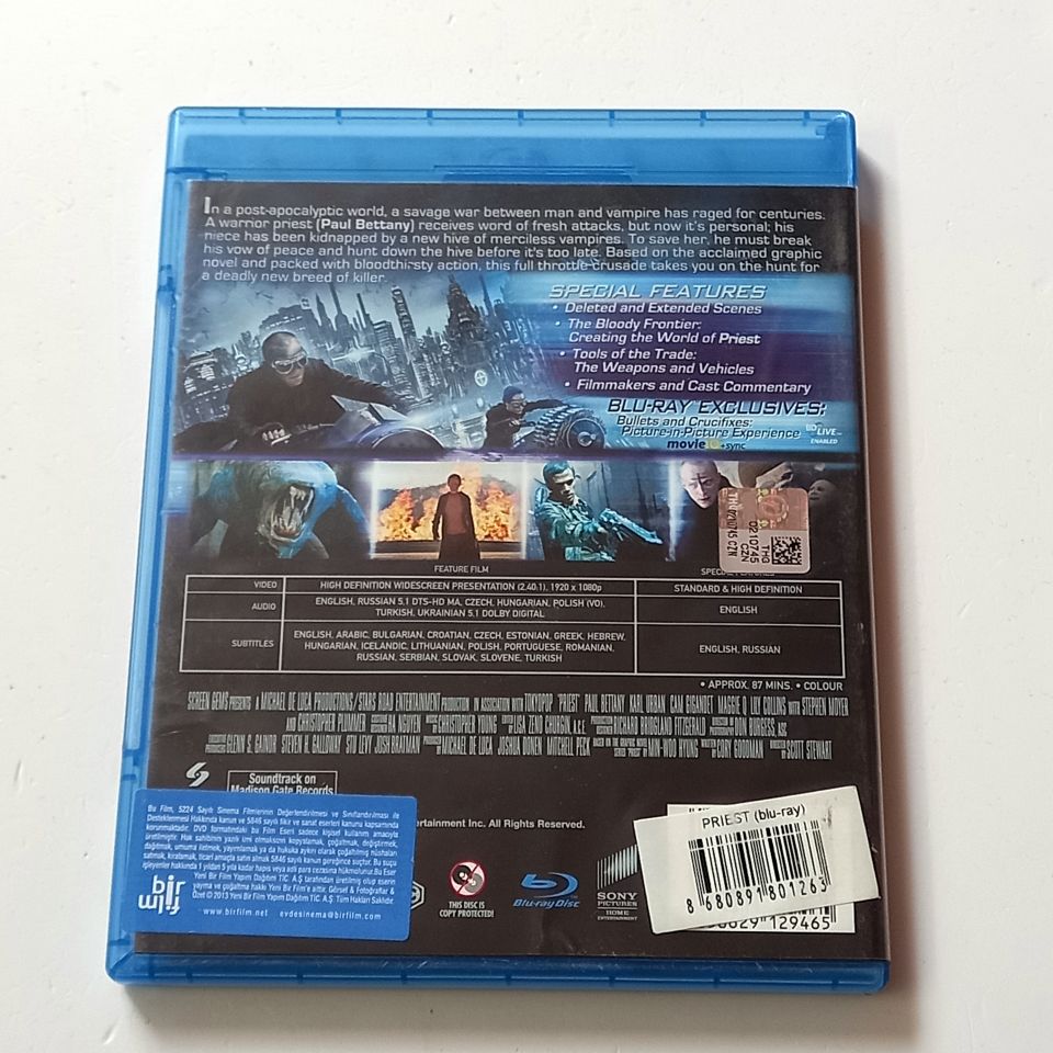 PRIEST - UNRATED - PAUL BETTANY, KARL URBAN, YÖN.: SCOTT STEWART - BLU-RAY 2. EL