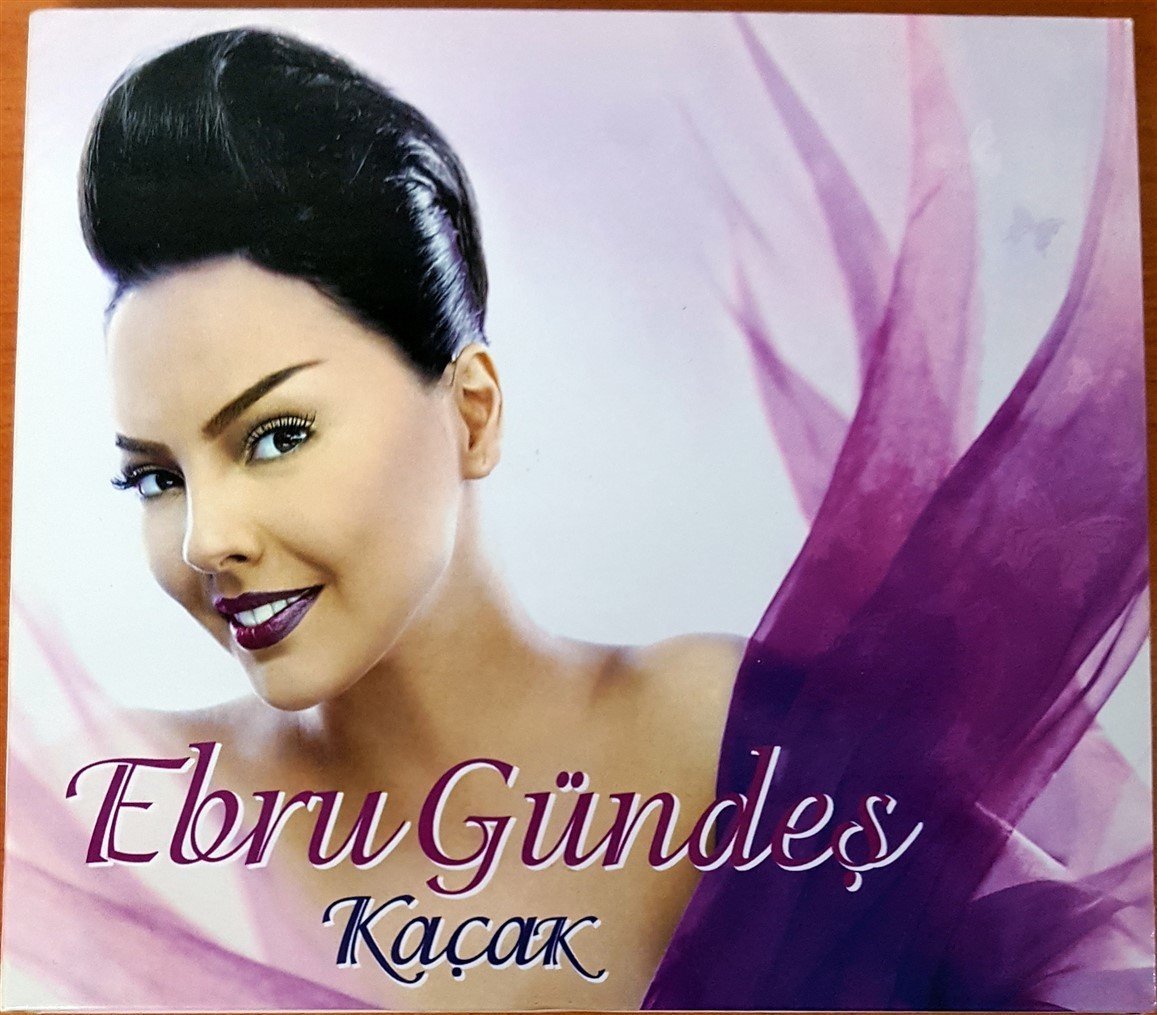EBRU GÜNDEŞ - KAÇAK CD 2.EL