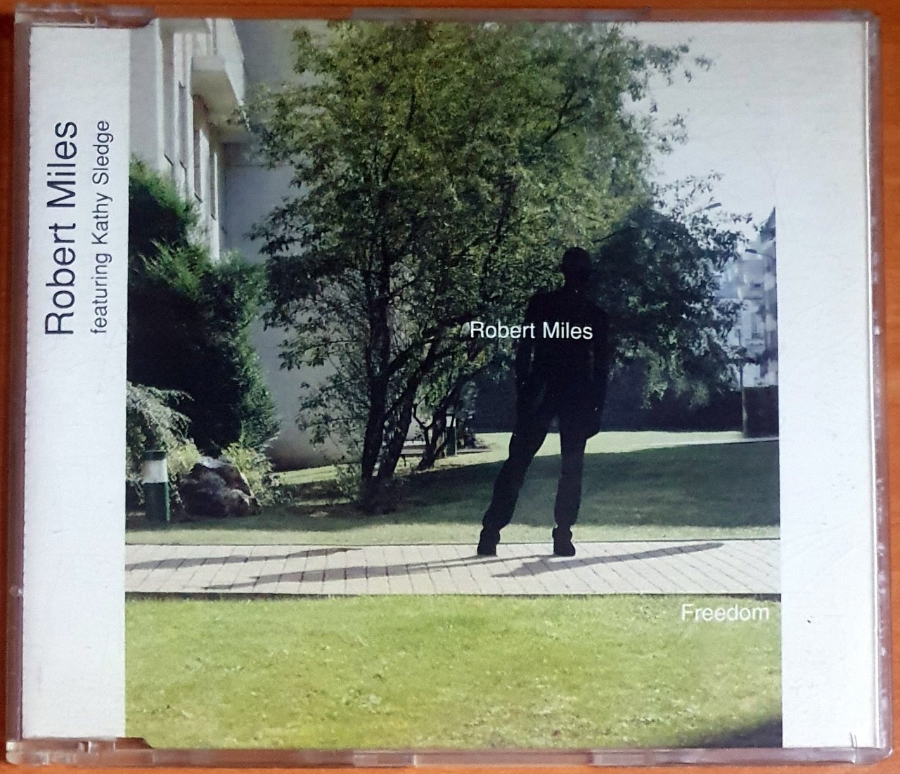 ROBERT MILES - FREEDOM (1997) - CD SINGLE 2.EL