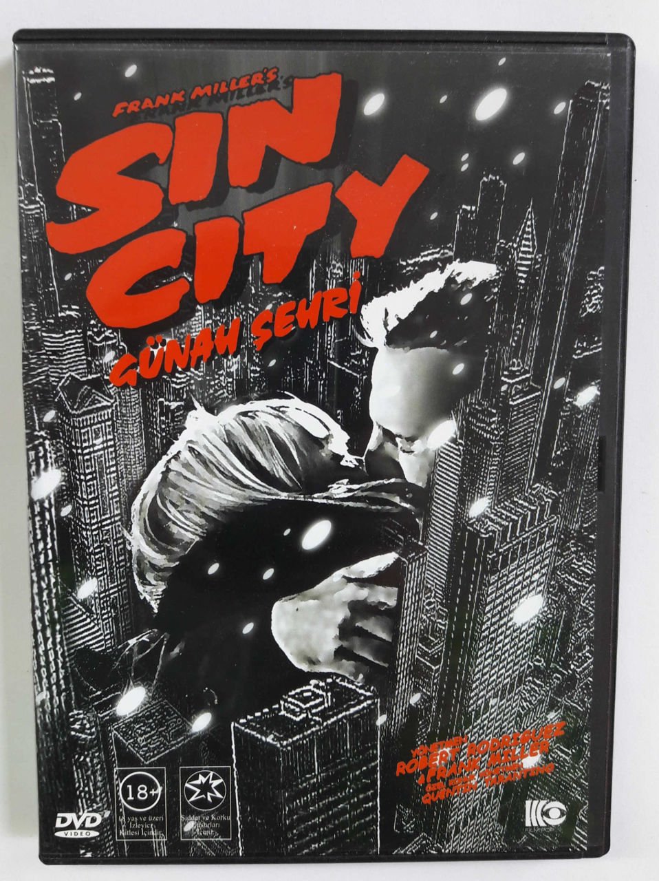 SIN CITY - GÜNAH ŞEHRİ - BRUCE WILLIS - JESICA ALBA - BENICIO DEL TORO - FRANK MILLER - DVD 2.EL