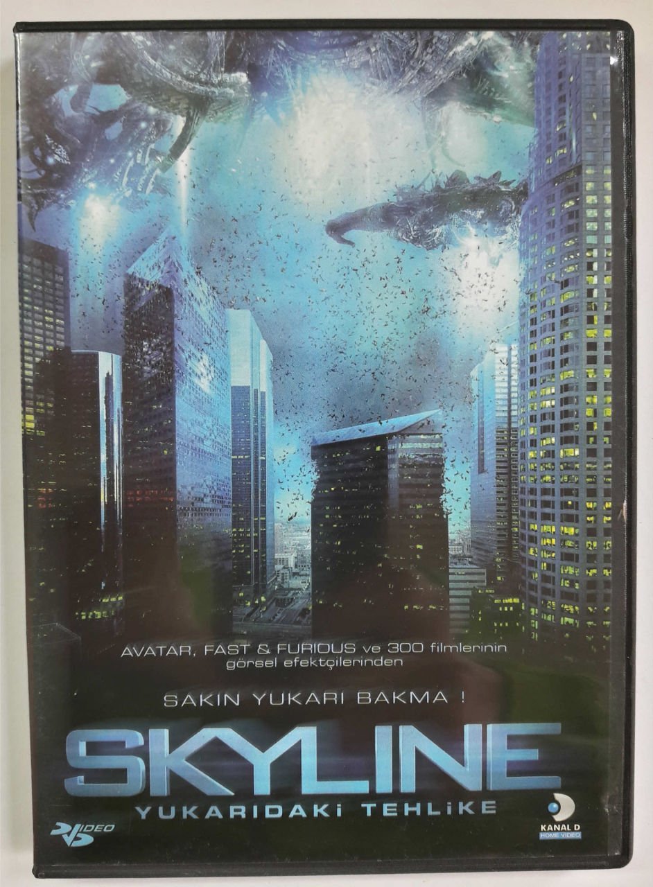 SKYLINE - YUKARIDAKİ TEHLİKE - DONALD FASION - DVD 2.EL