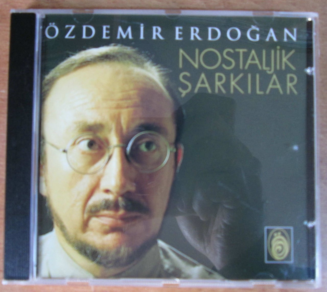 ÖZDEMİR ERDOĞAN - NOSTALJİK ŞARKILAR - CD 2.EL