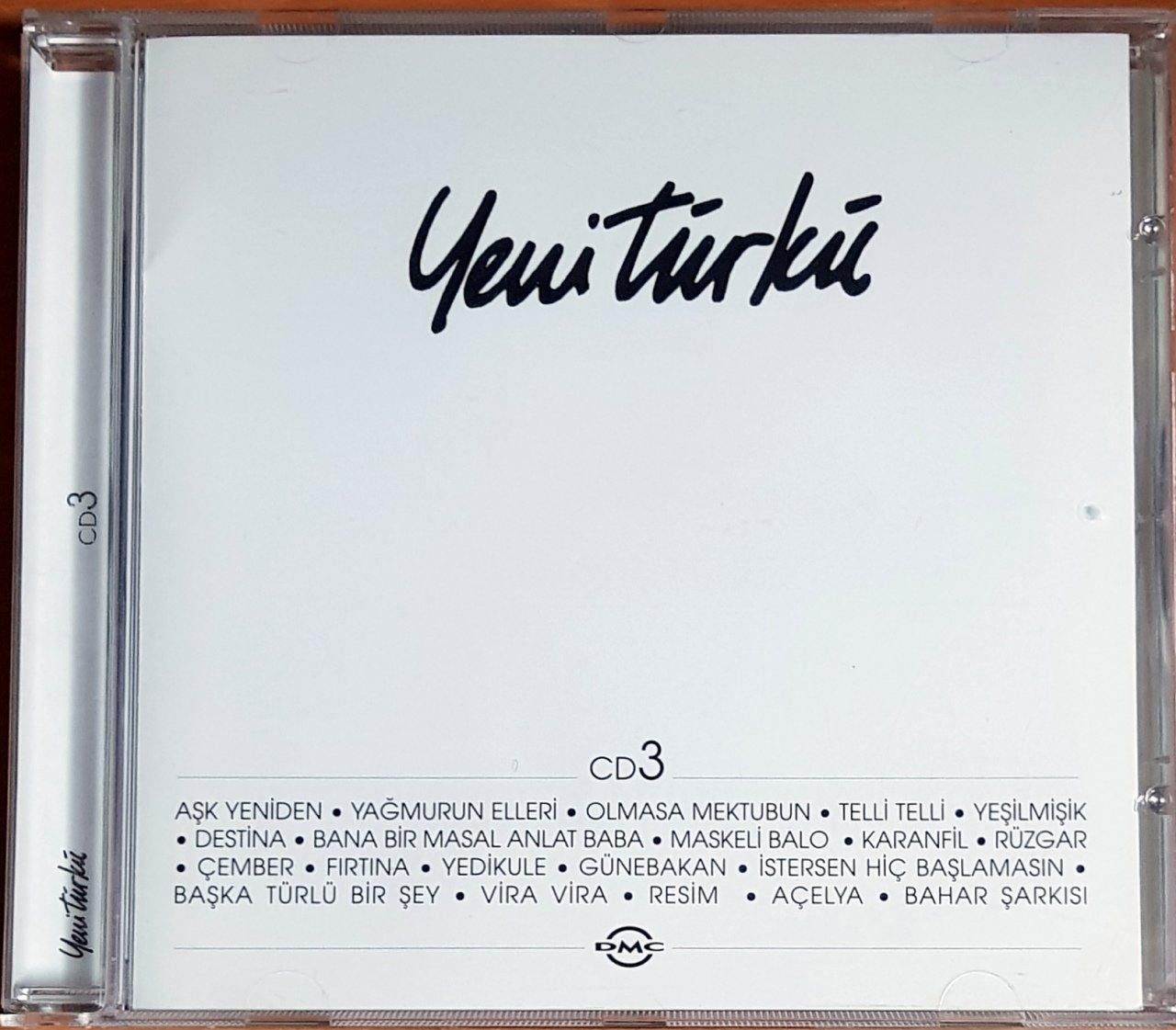 YENİ TÜRKÜ - HER DEM YENİ TÜRKÜ / KOLLEKSİYON CD3 / DMC CD 2.EL