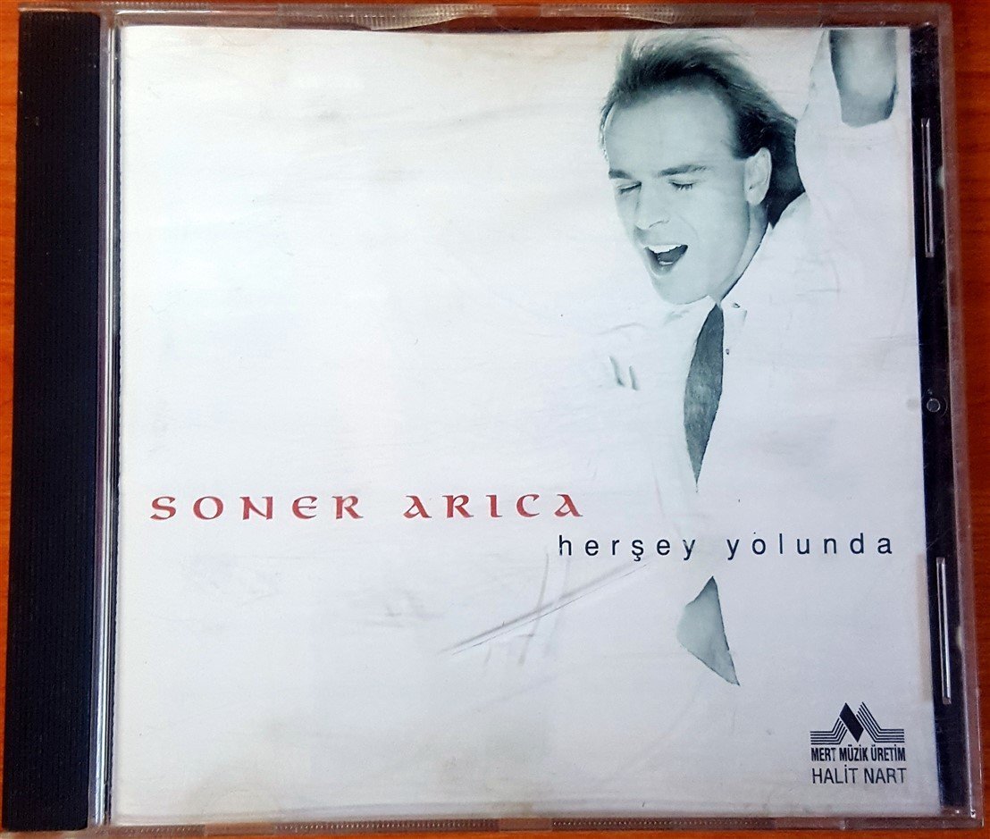SONER ARICA - HERŞEY YOLUNDA CD 2.EL 1997
