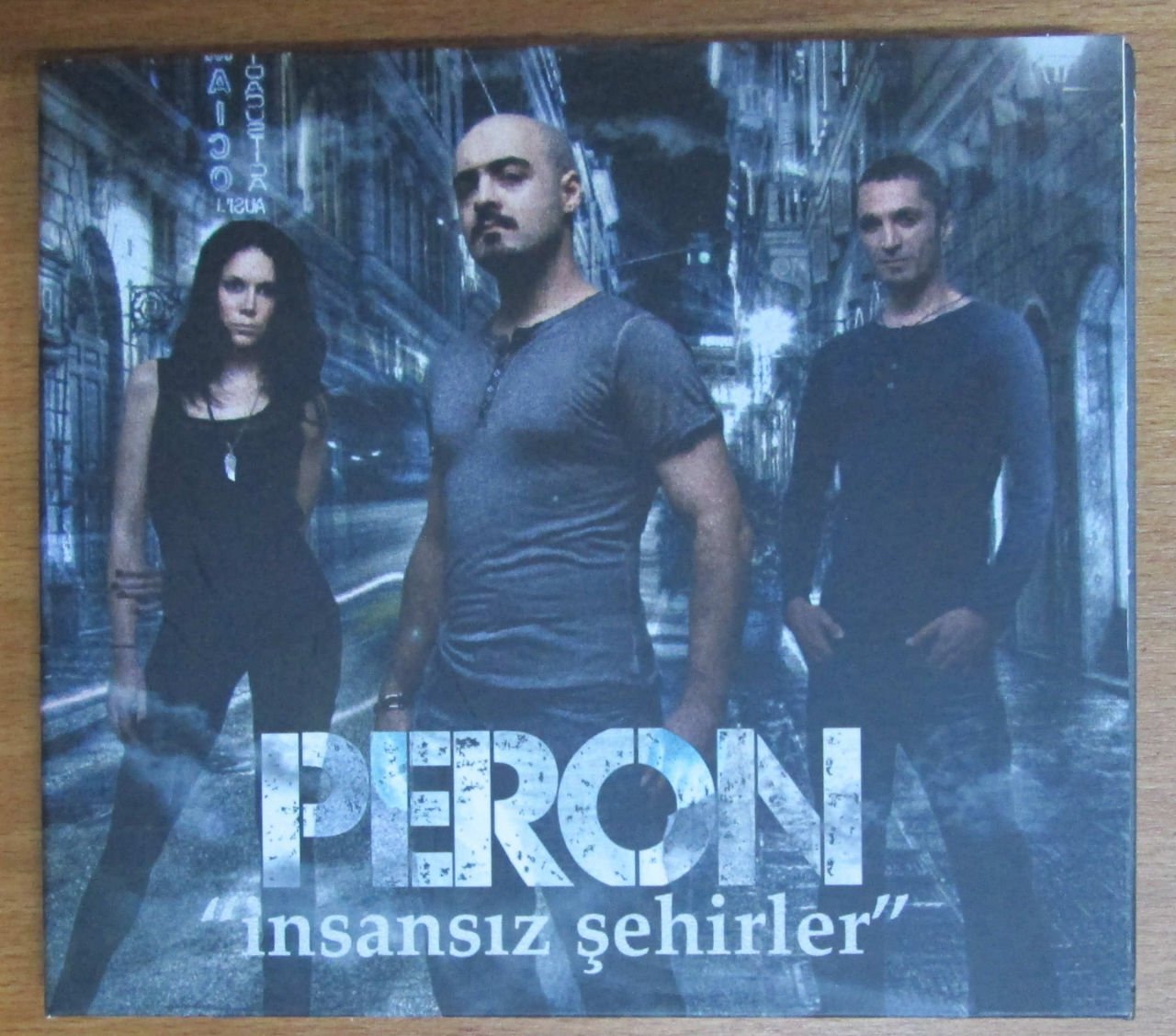 PERON - İNSANSIZ ŞEHİRLER - CD - 2.EL