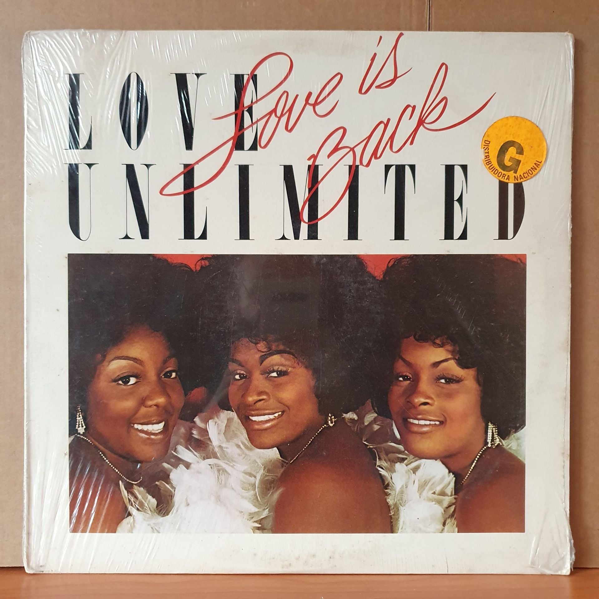 LOVE UNLIMITED - LOVE IS BACK (1979) - LP DÖNEM BASKISI SIFIR PLAK