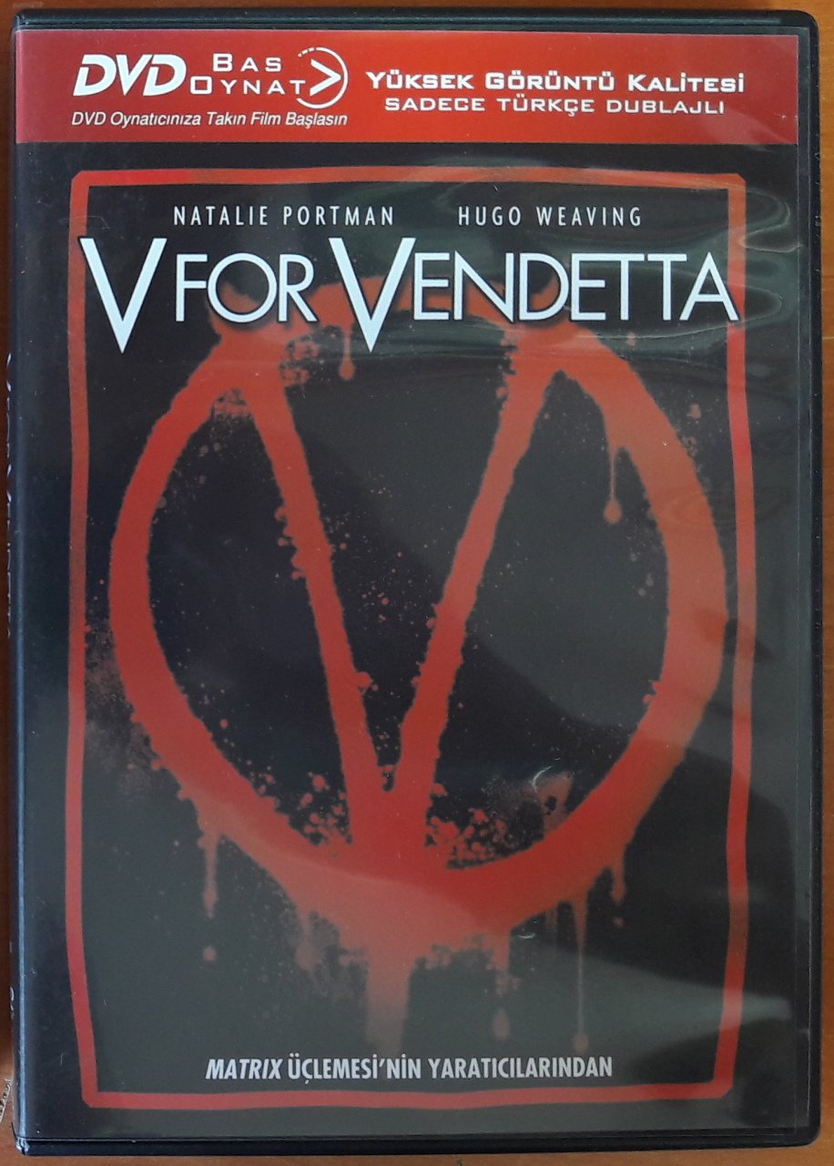 V FOR VENDETTA - NATALIE PORTMAN - HUGO WEAVING - BAS OYNAT DVD 2.EL