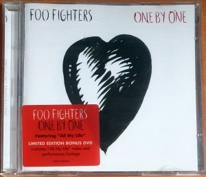 FOO FIGHTERS - ONE BY ONE (2002) - CD+DVD 2.EL