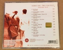 ERCÜMENT VURAL & ÖNDER FOCAN - KIRMIZIYA ÇALIYOR CD 2.EL 2004
