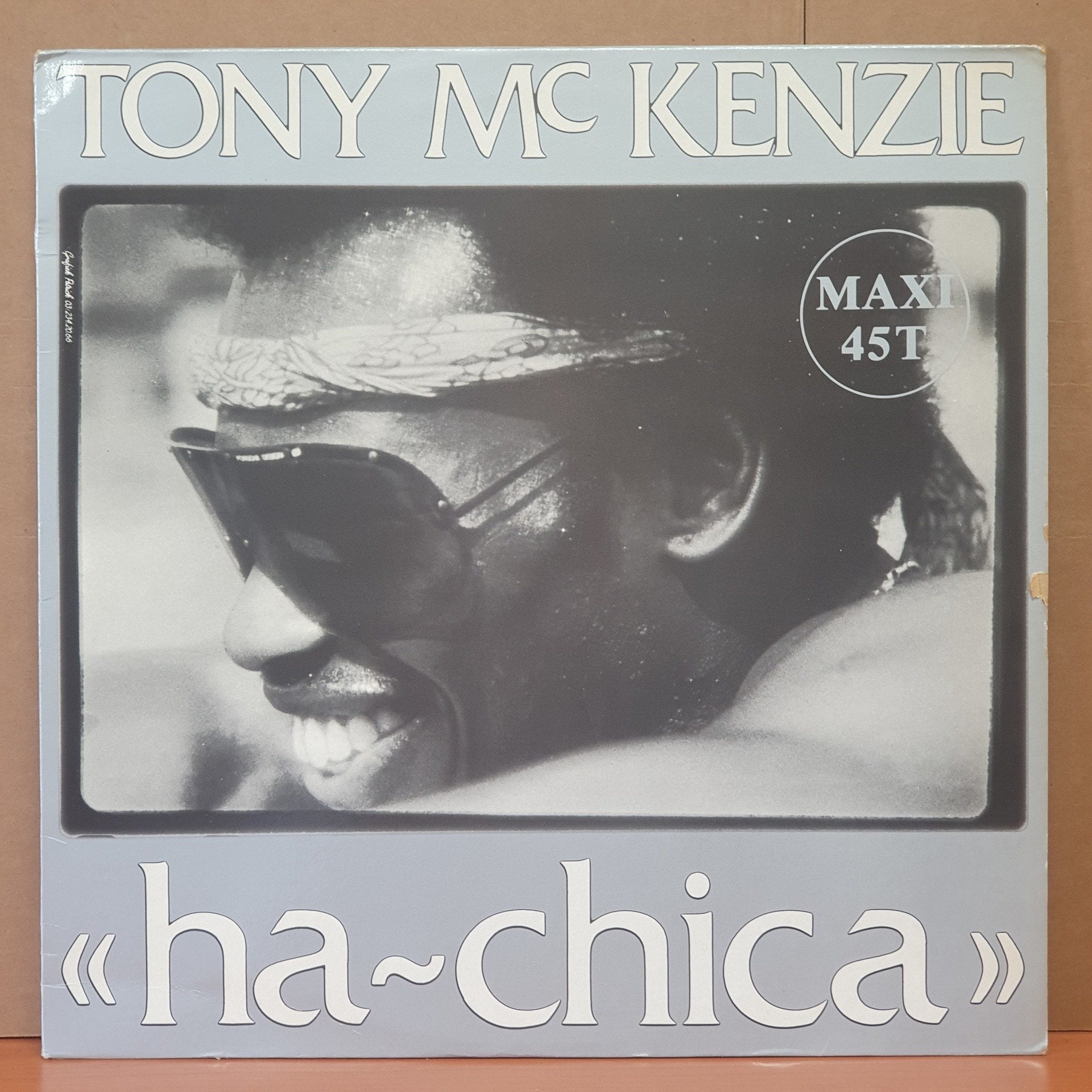 TONY MCKENZIE - HA-CHICA (1983) - 12'' 45RPM MAXI SINGLE 2.EL PLAK