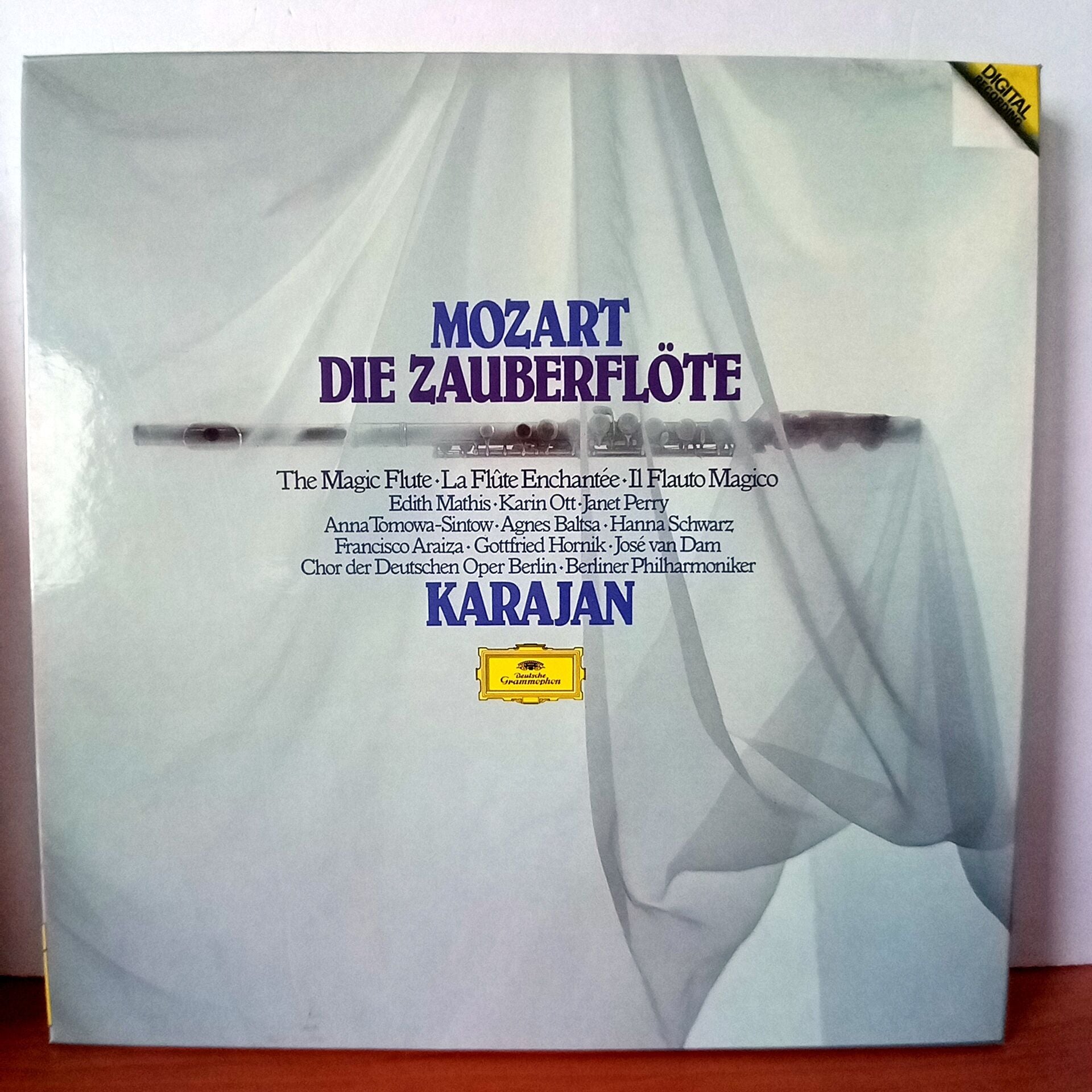 MOZART: DIE ZAUBERFLÖTE = THE MAGIC FLUTE = LA FLUTE ENCHANTEE = IL FLAUTO MAGICO / KARAJAN (1980) - 3LP BOX SET 2.EL PLAK