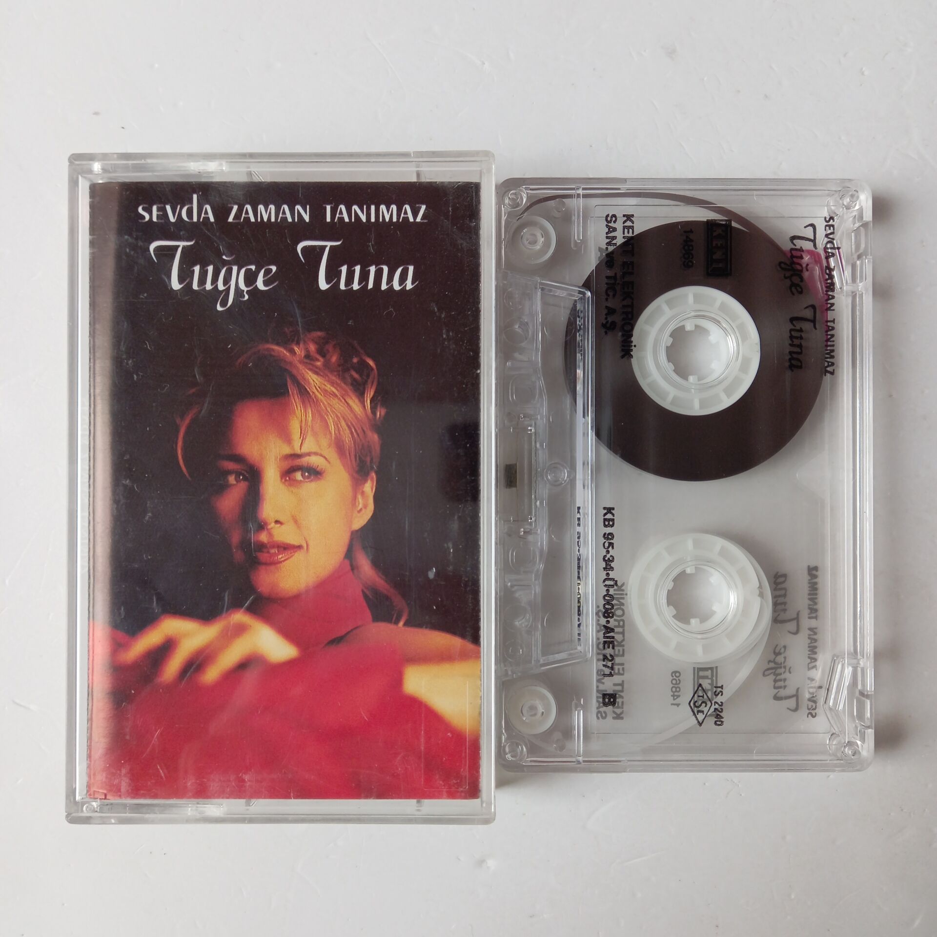 TUĞÇE TUNA - SEVDA ZAMAN TANIMAZ (1995) - KASET 2.EL