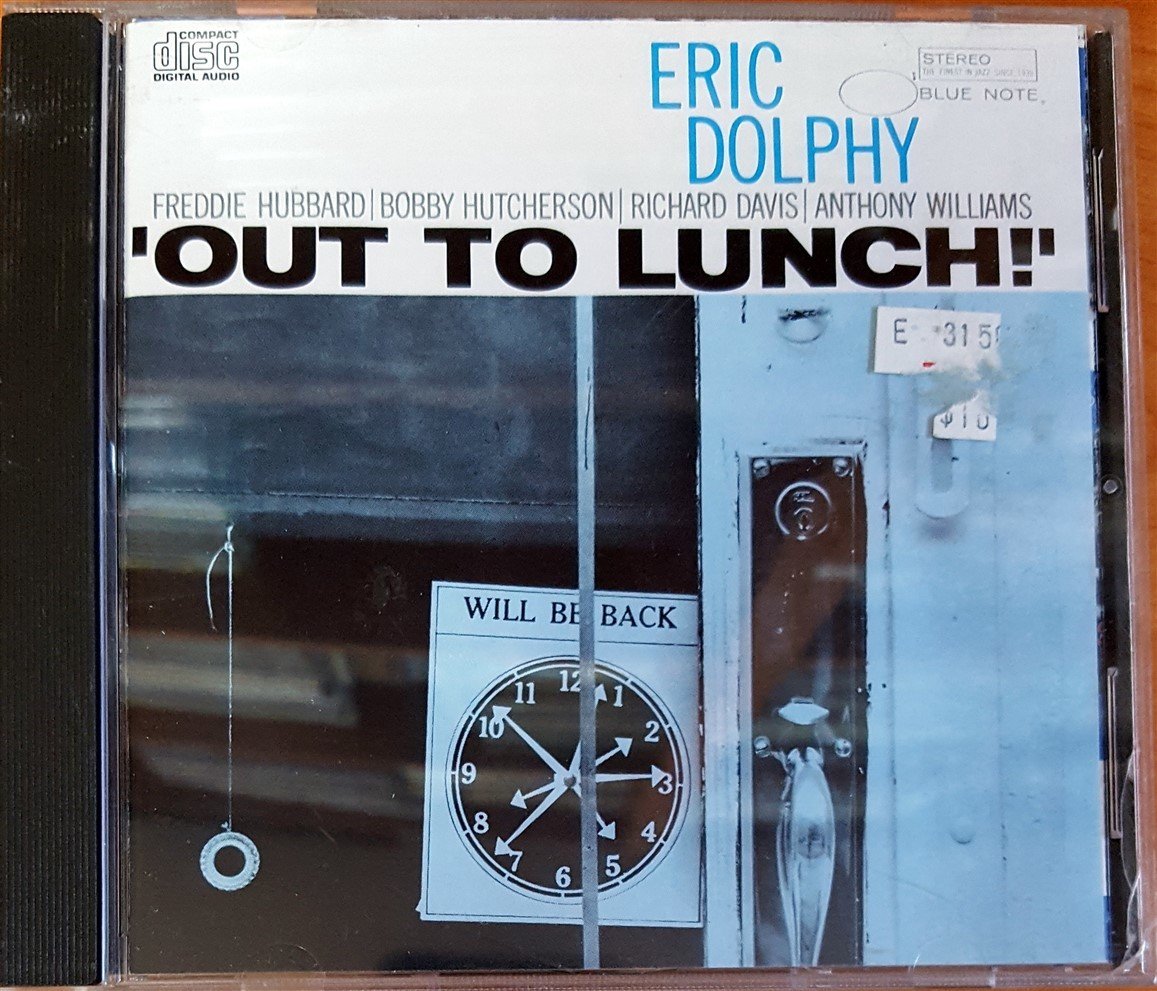 ERIC DOLPHY - OUT TO LUNCH (1964) 1985 BLUE NOTE RECORDS REISSUE CD 2.EL