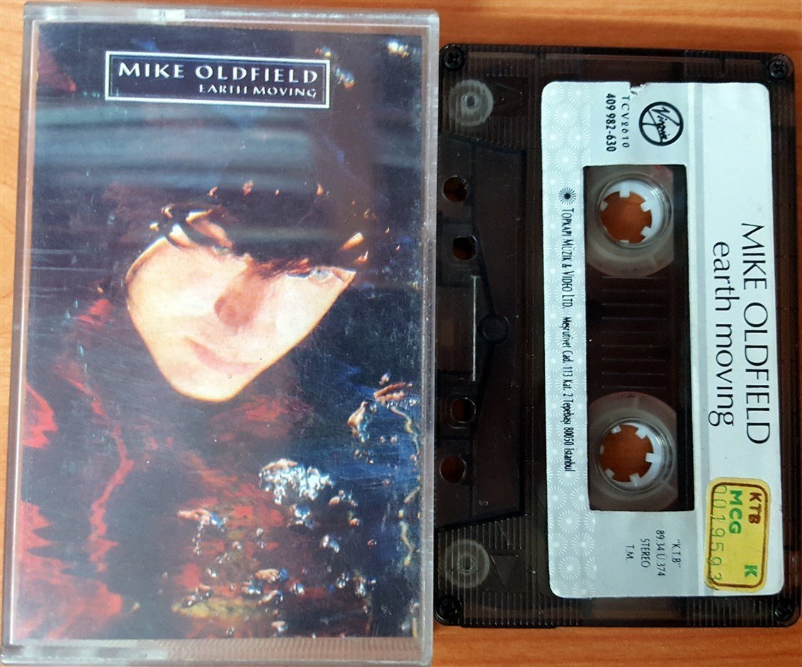 MIKE OLDFIELD - EARTH MOVING (1989) TOPKAPI CASSETTE MADE IN TURKEY ''USED'' PAPER LABEL