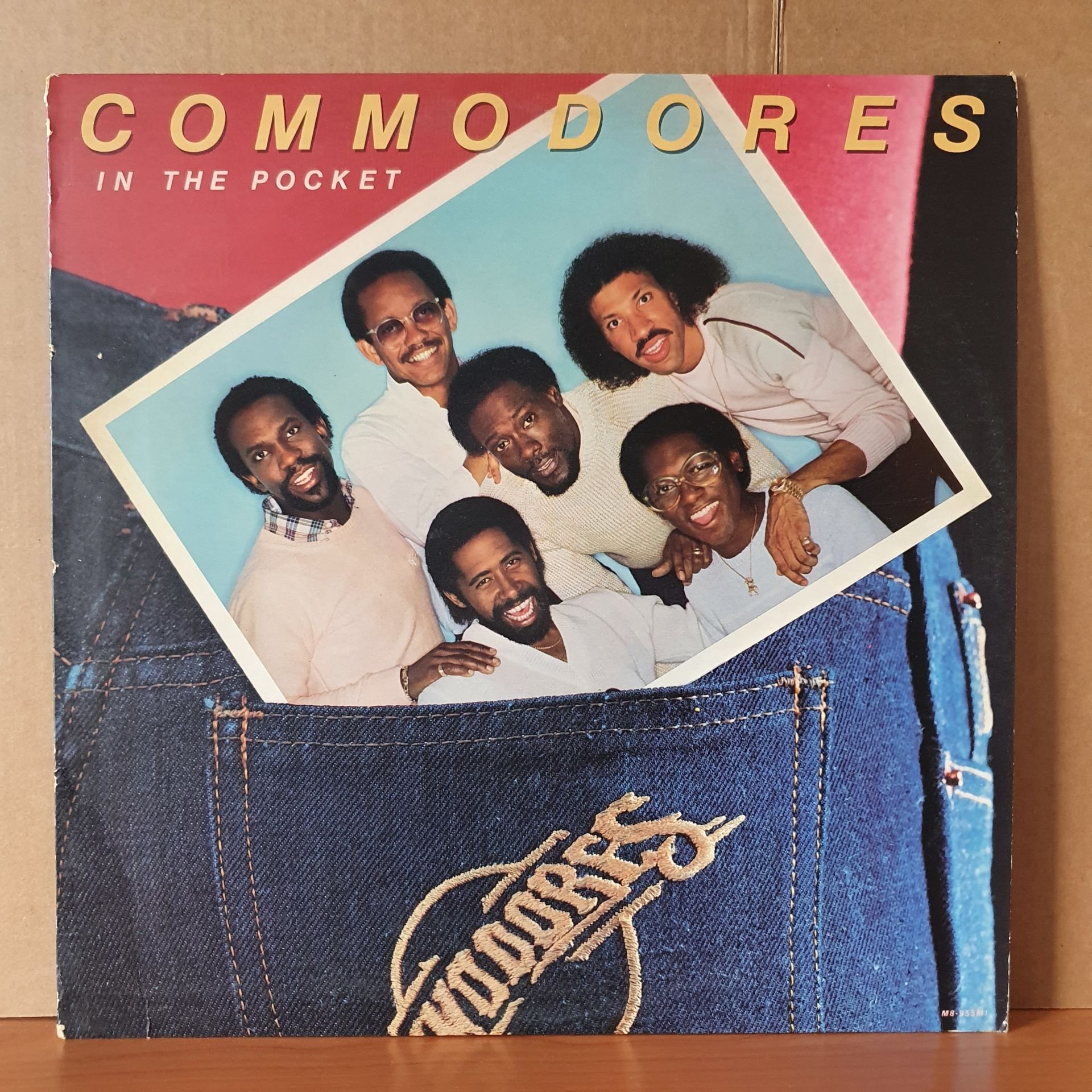 COMMODORES - IN THE POCKET (1981) - LP 2.EL PLAK