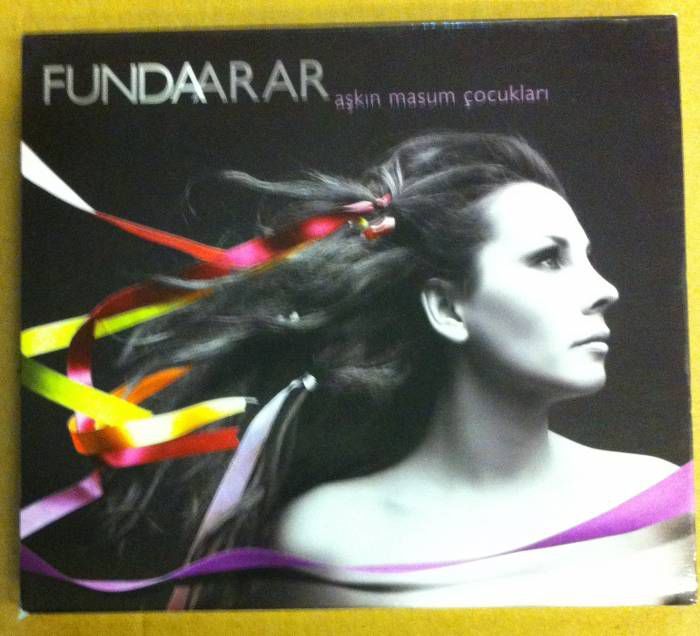FUNDA ARAR - AŞKIN MASUM ÇOCUKLARI CD 2.EL