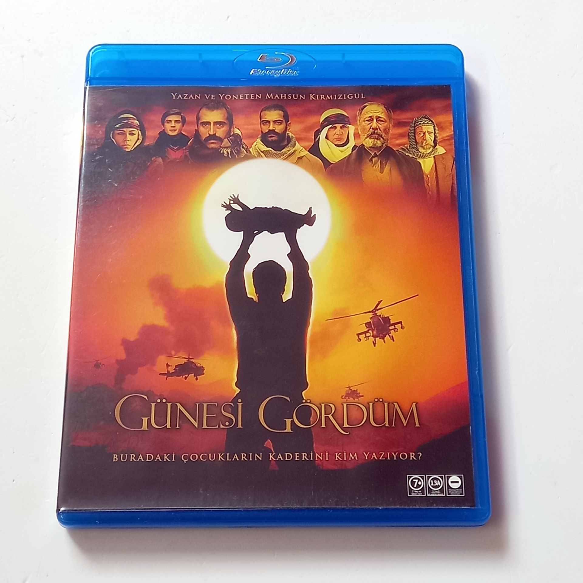 GÜNEŞİ GÖRDÜM - MAHSUN KIRMIZIGÜL, ALİ SÜRMELİ, ALTAN ERKEKLİ, YÖN. MAHSUN KIRMIZIGÜL - BLU-RAY 2.EL