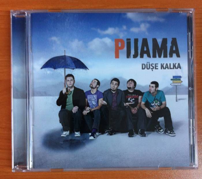 PİJAMA - DÜŞE KALKA CD 2.EL
