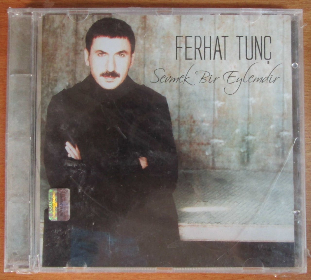 FERHAT TUNÇ - SEVMEK BİR EYLEMDİR CD 2.EL