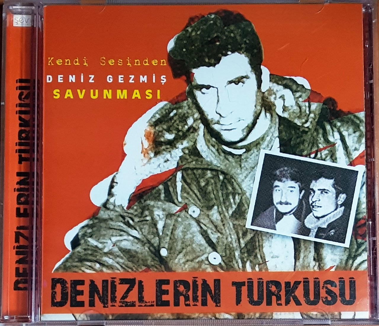DENİZLERİN TÜRKÜSÜ - KENDİ SESİNDEN DENİZ GEZMİŞ SAVUNMASI / ŞEVVAL MÜZİK CD 2.EL