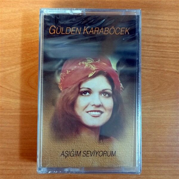 GÜLDEN KARABÖCEK - AŞIĞIM SEVİYORUM (2002) - KASET JET MÜZİK SIFIR