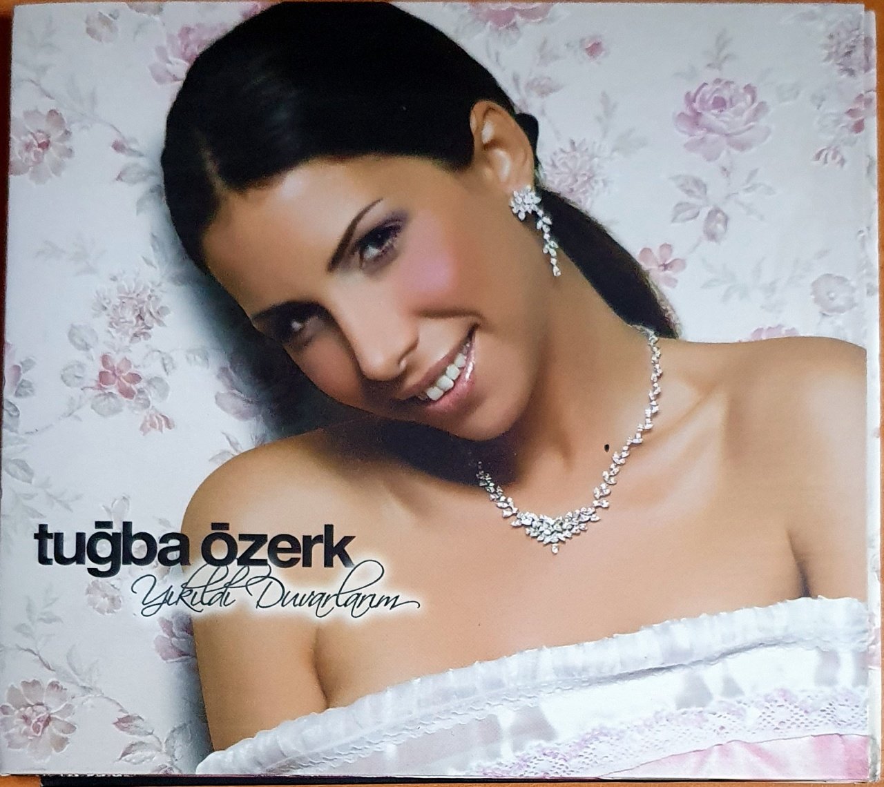 TUĞBA ÖZERK - YIKILDI DUVARLARIM - 2CD 2.EL