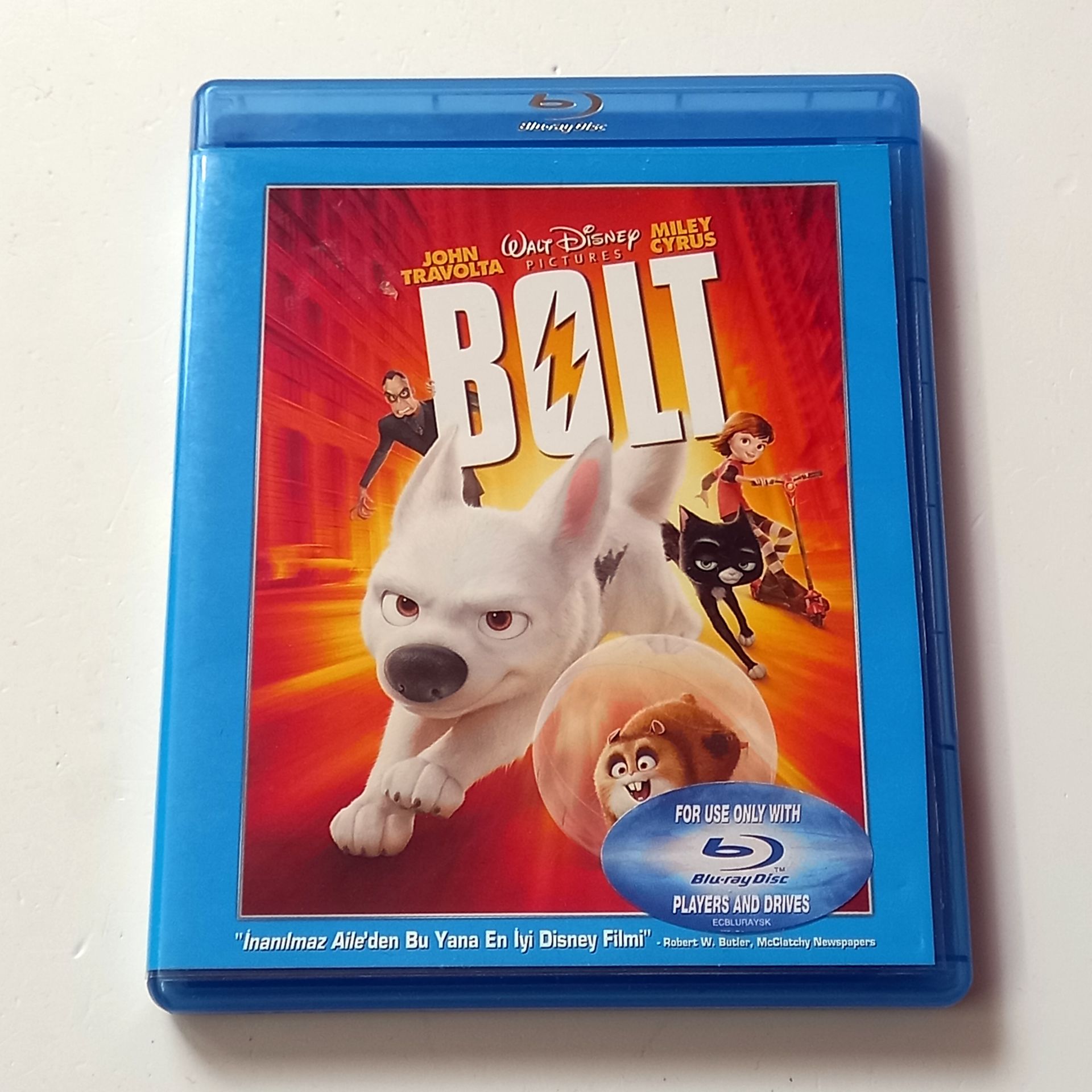 BOLT - DISNEY ANİMASYON - SES.: JOHN TRAVOLTA, MILEY CYRUS - BLU-RAY 2.EL