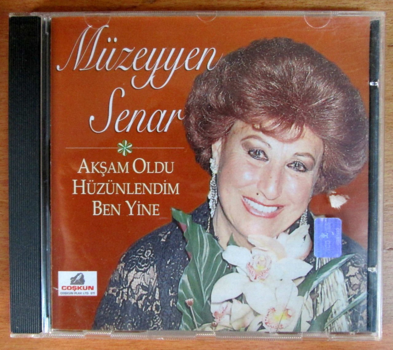 MÜZEYYEN SENAR - AKŞAM OLDU HÜZÜNLENDİM BEN YİNE - CD 1995 2.EL