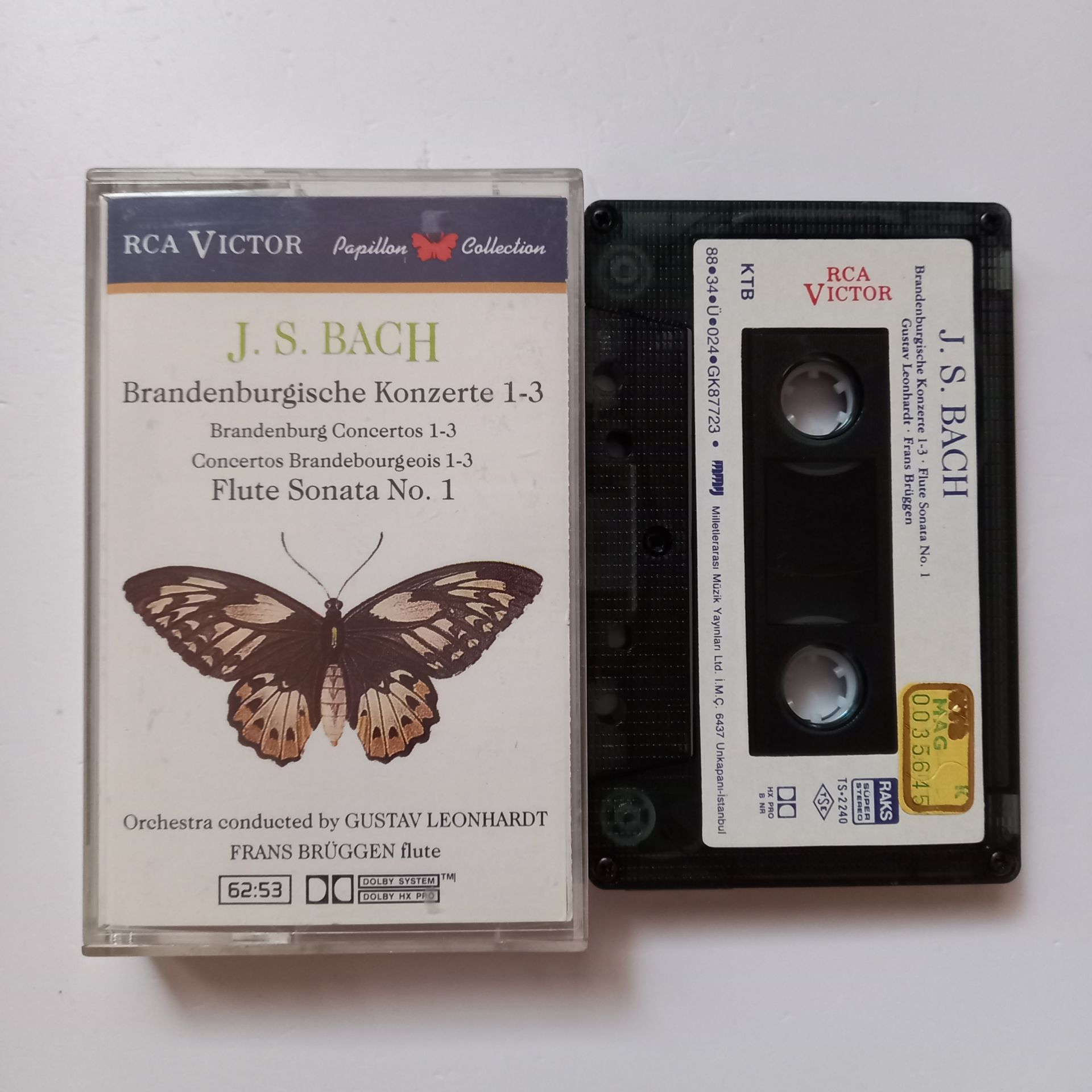J. S. BACH - BRANDENBURG CONCERTOS 1-3 / FLUTE SONATA NO. 1 / GUSTAV LEONHARDT (1988) - KASET 2.EL