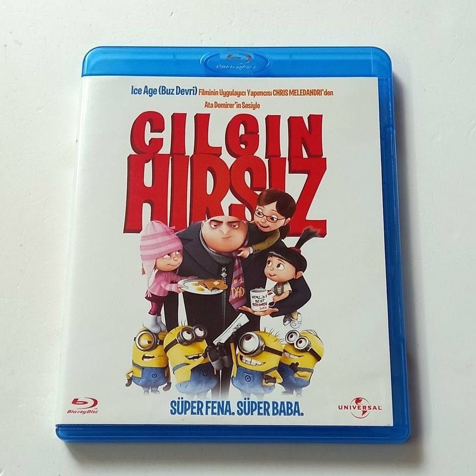 ÇILGIN HIRSIZ / DESPICABLE ME - ANİMASYON - SES.: STEVE CARELL, JASON SEGEL - BLU-RAY 2.EL