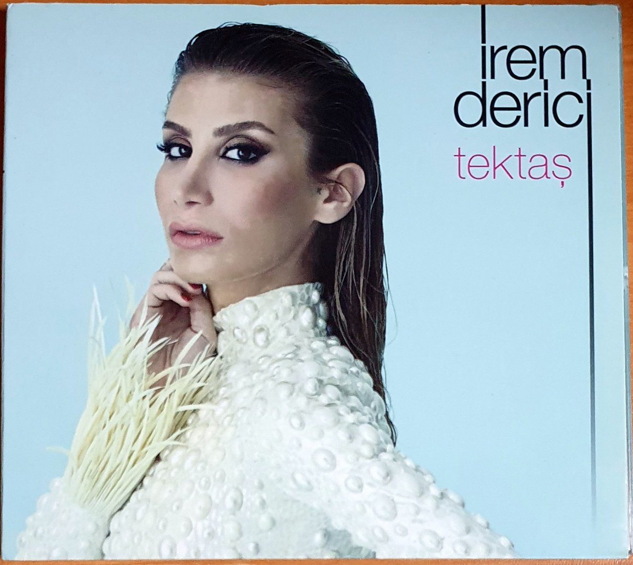 İREM DERİCİ - TEKTAŞ (2017) - CD İD MÜZİK SINGLE 2.EL