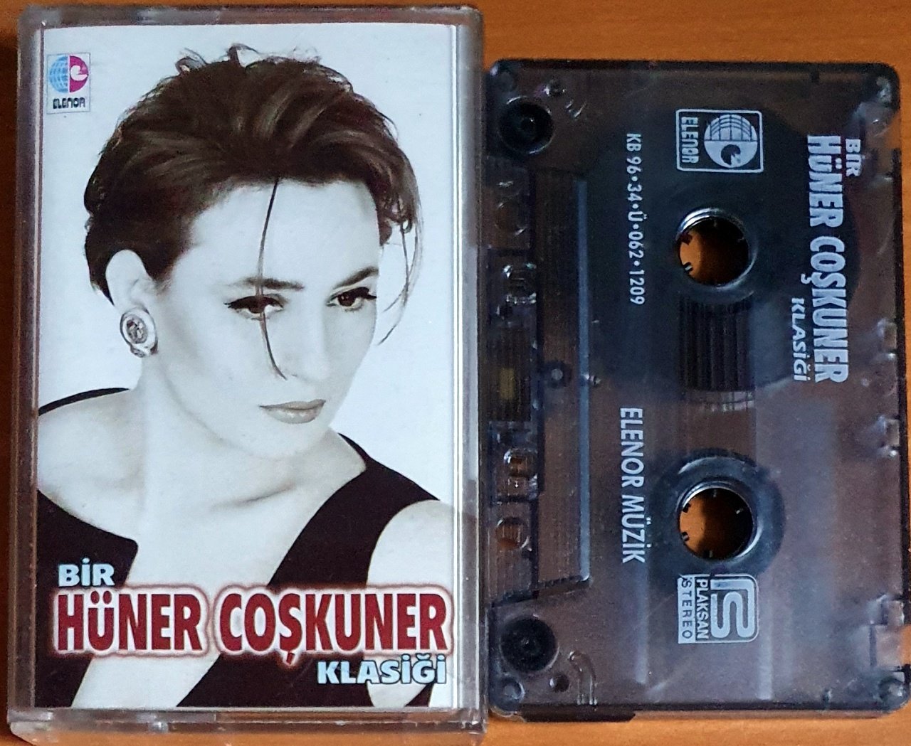 HÜNER COŞKUNER - BİR HÜNER COŞKUNER KLASİĞİ (1996) - KASET 2.EL