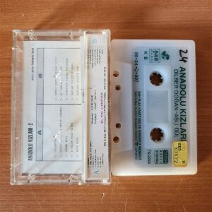 ANADOLU KIZLARI 2 / ARAYI ARAYI BULSAM İZİNİ - KASET 2.EL