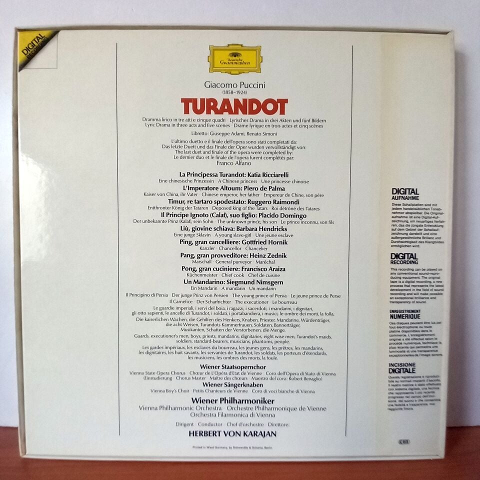 GIACOMO PUCCINI: TURANDOT / KATIA RICCIARELLI, PLACIDO DOMINGO, BARBARA HENDRICKS, RUGGERO RAIMONDI, WIENER STAATSOPERNCHOR, DIE WIENER SANGERKNABEN, WIENER PHILHARMONIKER, HERBERT VON KARAJAN (1982) - 3LP BOX SET 2.EL PLAK