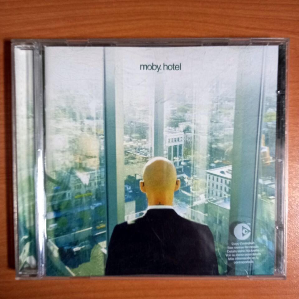 MOBY – HOTEL (2005) - CD 2.EL