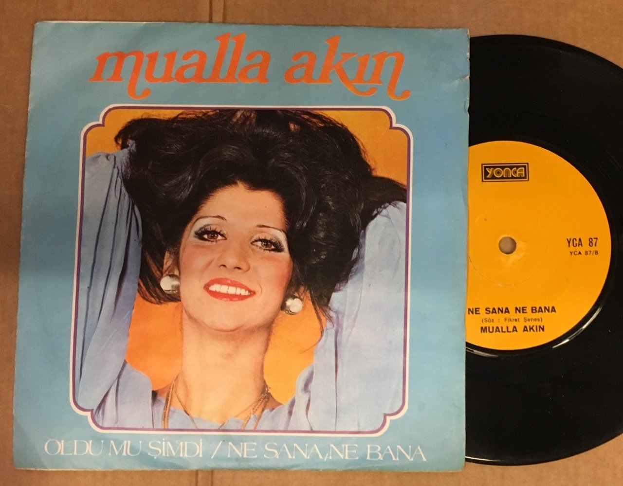 MUALLA AKIN - OLDU MU ŞİMDİ / NE SANA NE BANA 7'' 45 DEVİR