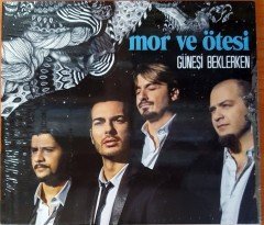 MOR VE ÖTESİ - GÜNEŞİ BEKLERKEN CD SIFIR