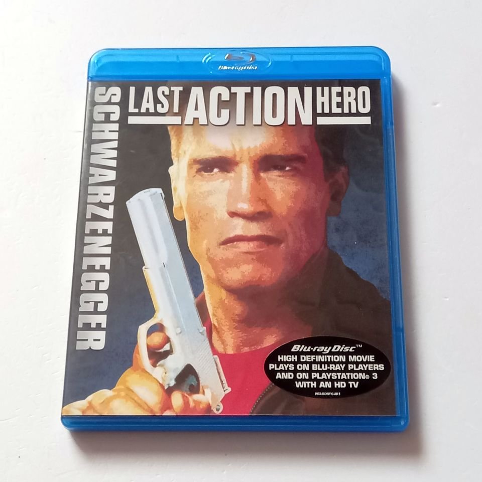 LAST ACTION HERO - ARNOLD SCHWARZENEGGER, F. MURRAY ABRAHAM, CHARLES DANCE- YÖN.: JOHN MCTIERNAN - BLU-RAY 2.EL